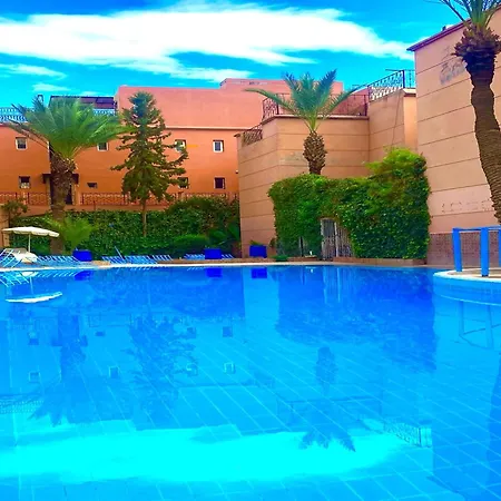 Riad Kamal prés Medina Marrakech&3 Piscines&Jacuzzi&Petit-Déjeuner-3